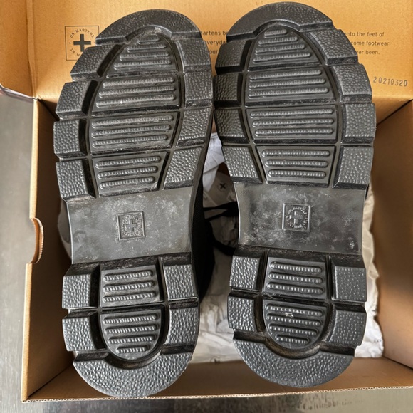 Doctor Martens Combs Boots - Picture 5 of 6
